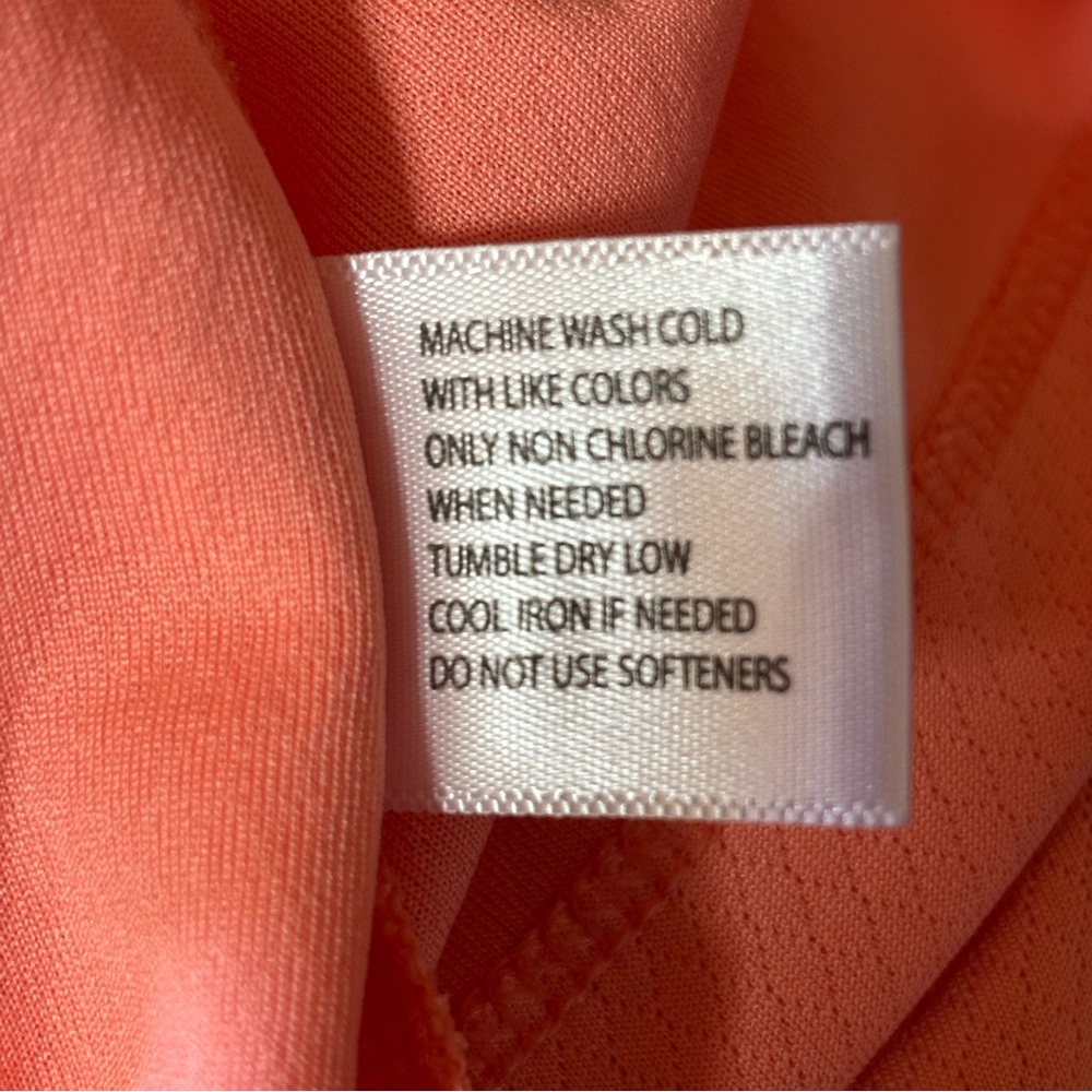 Lady Hagen Peach Sleeveless Collared Top L - Picture 9 of 9